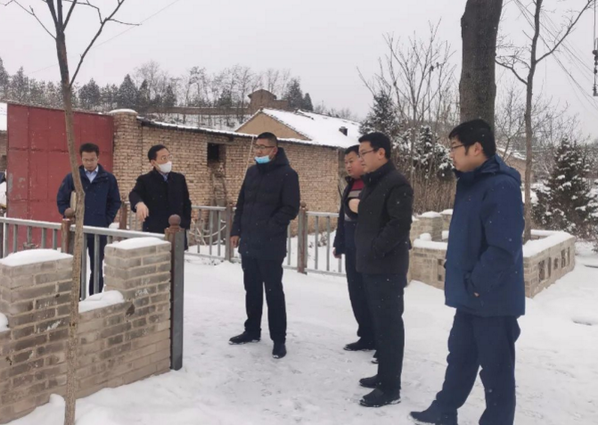 筑起安全墙 照亮乡村路——天行官方鼎力支持包抓共建村社文明创建工作(图6)