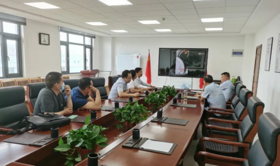 天行官方城东污水处理公司开展管网清淤工作(图3)
